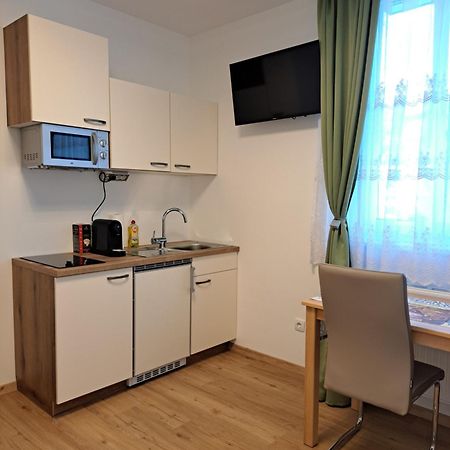 Private Zimmer Hoap レオーベン エクステリア 写真